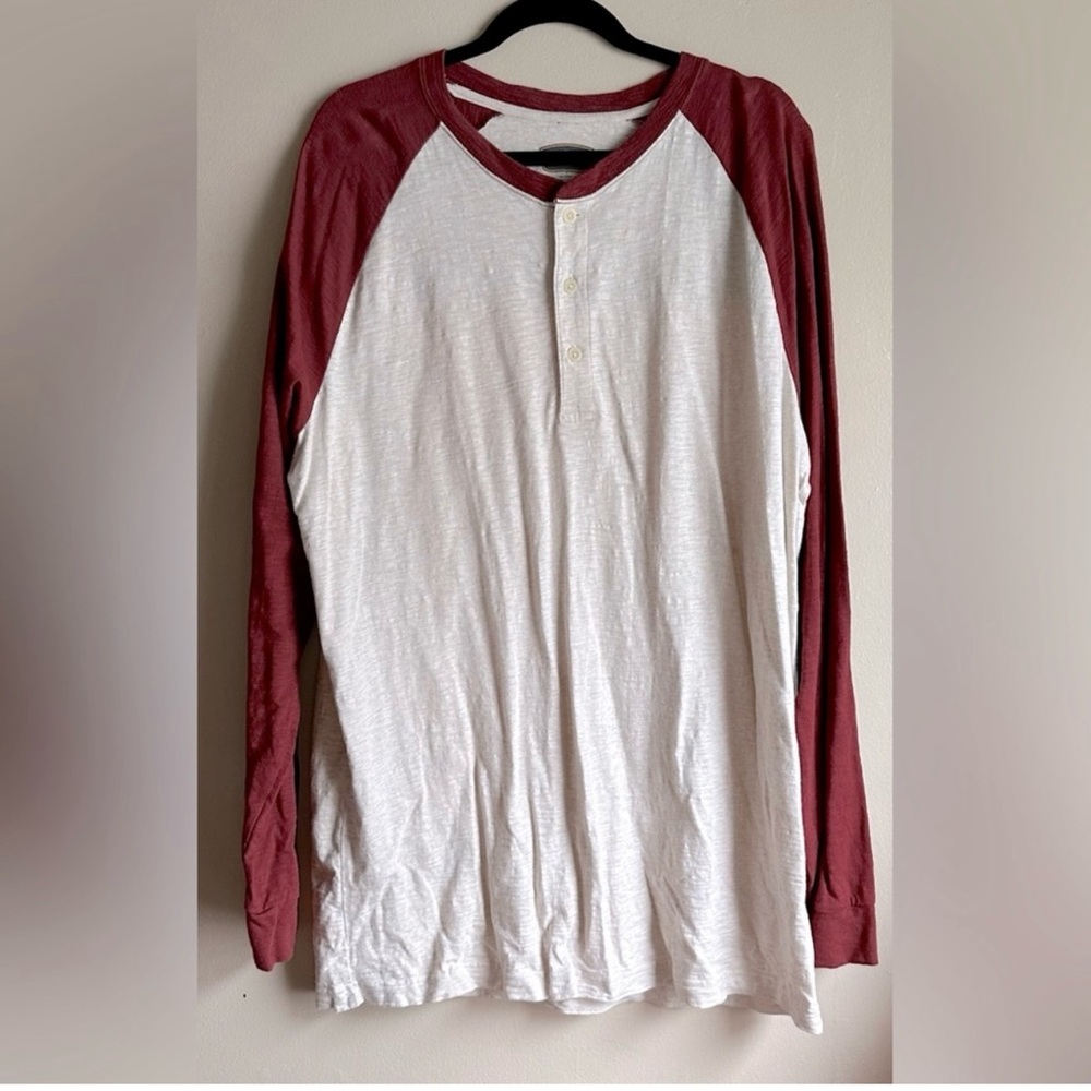 Men's Red and White Long Sleeve Shirt